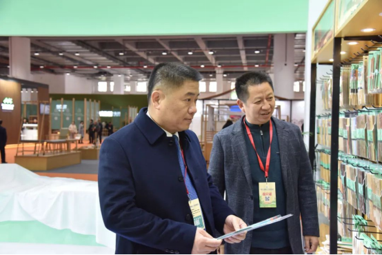 南平政和县组织多家企业参加首届中国（武夷山）竹业博览会