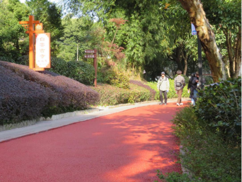 宁德蕉城南漈公园彩色沥青路面铺设完工颜值再升级